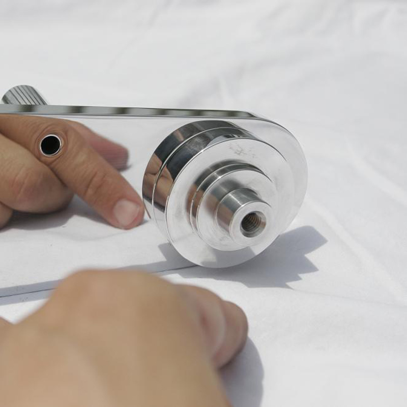 Quelles sont les méthodes courantes de polissage miroir des métaux ?
